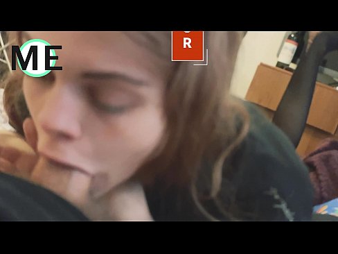 ❤️ Bo'g'iz bo'shlig'i, yirtilgan külotlu çoraplar va yirtilgan poshnalar bilan tanishish yoqimli Slutsda pornoda uz.porngifer.ru ❌️❤